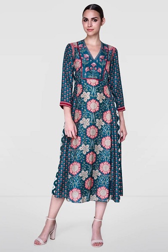 Dizainerė Frock Kurti, autorė Anita Dongre