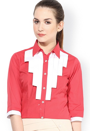 Modernūs raudoni marškinėliai