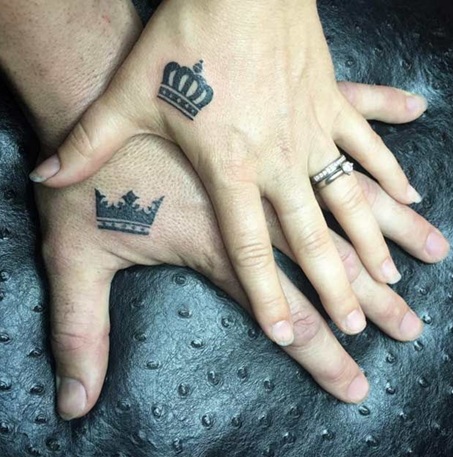 Poros tatuiruotės karalius ir karalienė
