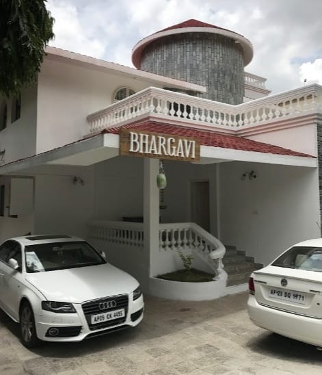 Bhargavi Kunam Boutique Haidarabadas