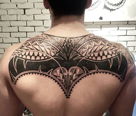 Geometrinės tatuiruotės dizainas 6