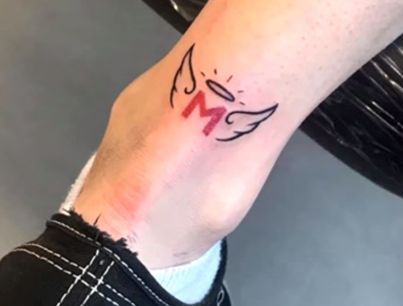 „Halo M“ raidžių tatuiruotės dizainas