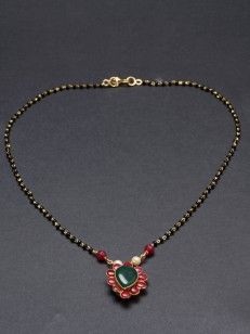 Kırmızı ve Yeşil Çiçek Tasarımcı Boncuklu Mangalsutra