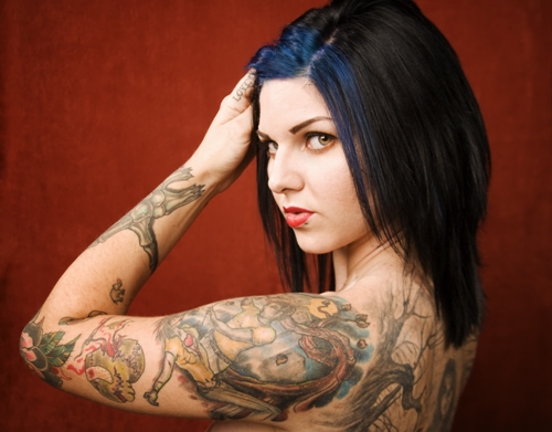 Sudėtingos kūno tatuiruotės moterims