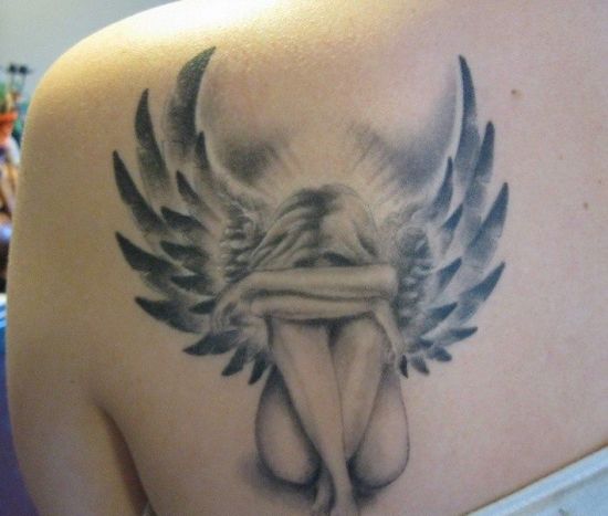 Merginos su sparnais angelų tatuiruotė mergaitėms