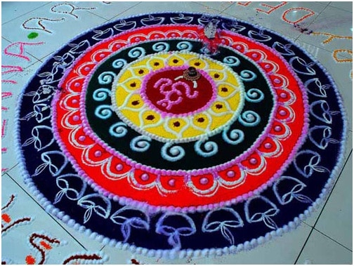 „Om Diwali Rangoli“ dizainas