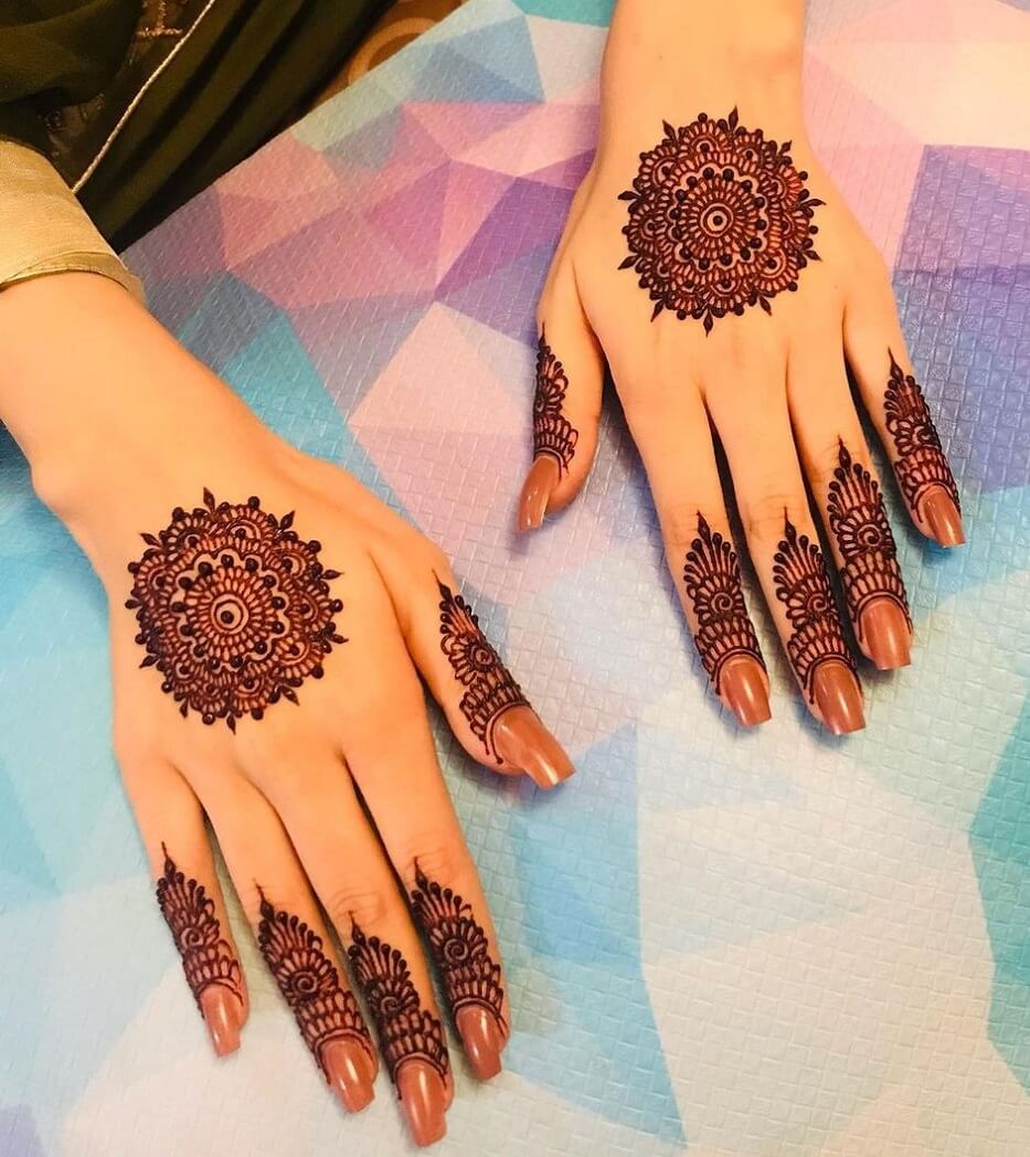 Basit Mandala Pakistan Mehndi Ke Tasarım