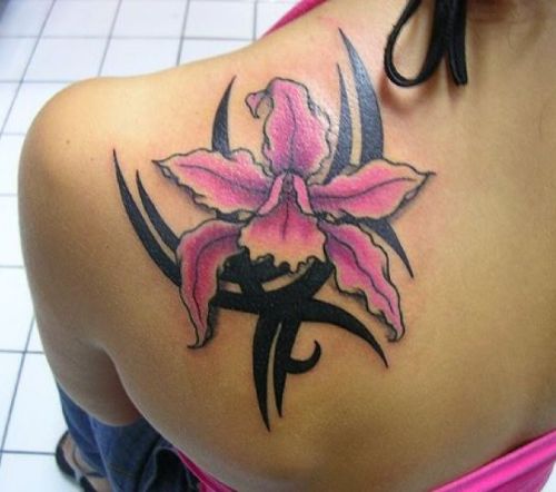 Genčių orchidėjų tatuiruotės idėja