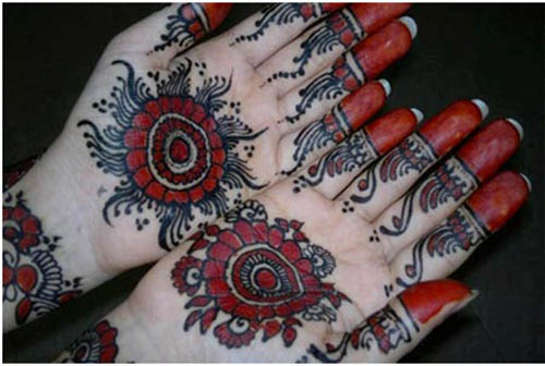 Renkli Yuvarlak Mehndi Tasarımı