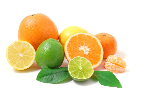Vandens ir citrusinių vaisių sultys svorio metimui