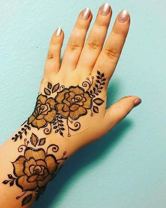 Çiçek Sırt Mehendi Tasarımları