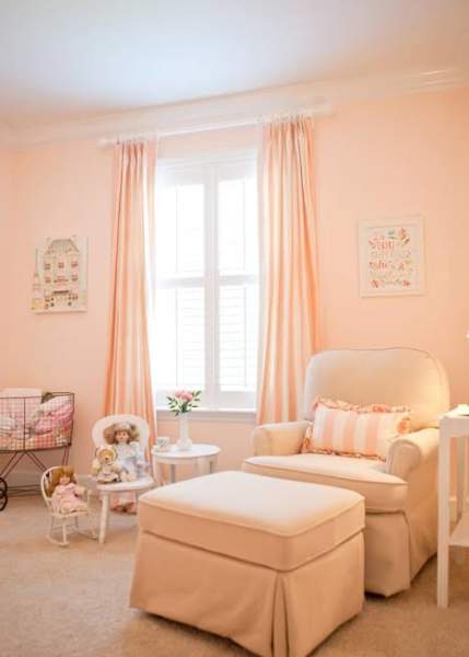 Salon İçin Şeftali Boyası