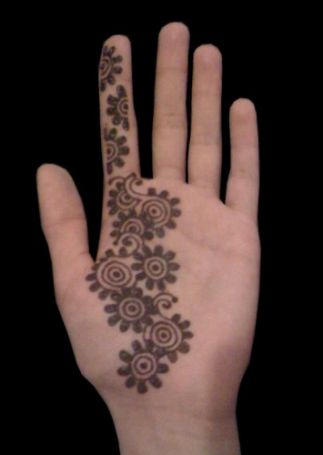 gėlių mehndi dizainas vaikams