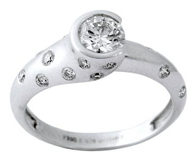 „Solitaire Diamond Platinum Ring“ dizainas