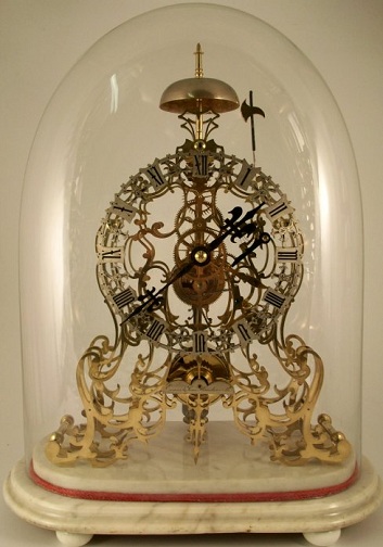 Puikus rankų darbo senovinis skeleto laikrodis