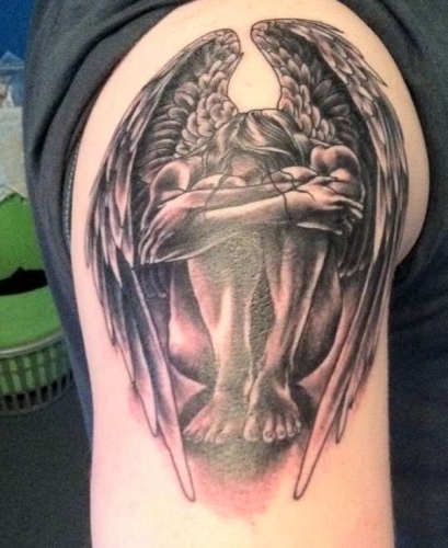 Angelų rankų tatuiruotės vyrams