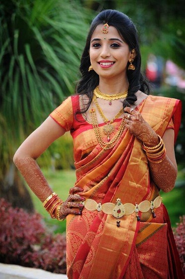 Geleneksel Güney Hindistan Düğün Saree