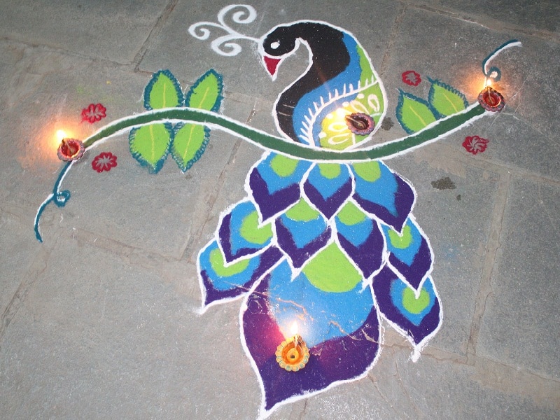 Tavuskuşu Rangoli Tasarımları