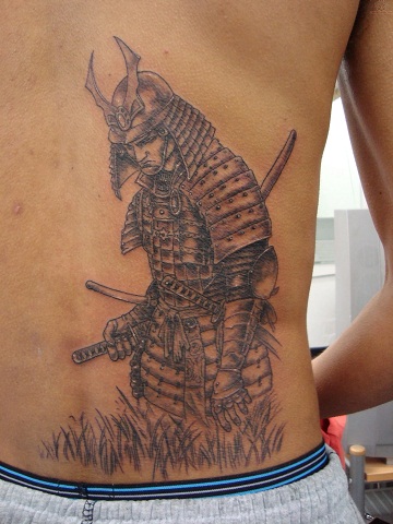 Paprastas kario tatuiruotės dizainas