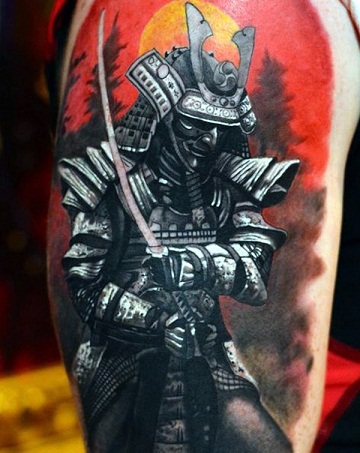 Agresyvus kario tatuiruotės dizainas