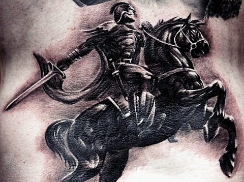 Neįtikėtinas kario tatuiruotės dizainas