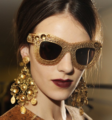 Auksinio dizainerio moteriški saulės akiniai