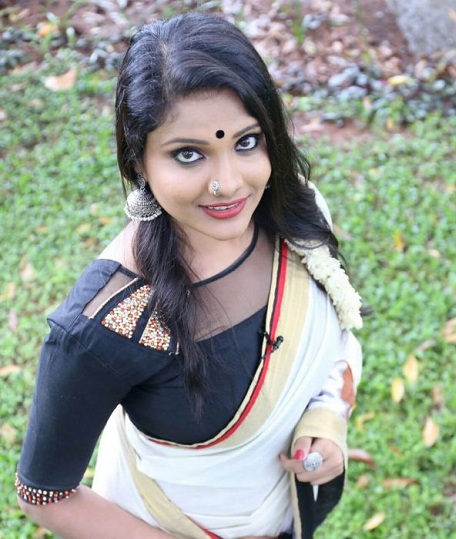 Tanvi Ravindranas
