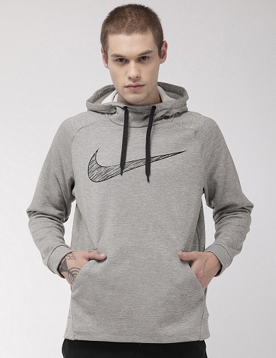 Nike Yüksek Boyun Kapşonlu Sweatshirt