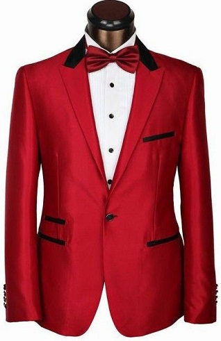 Vyrų partija dėvi „Blazer“