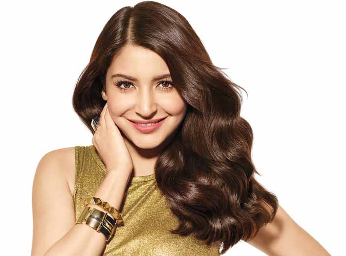 Anushka Sharma 8