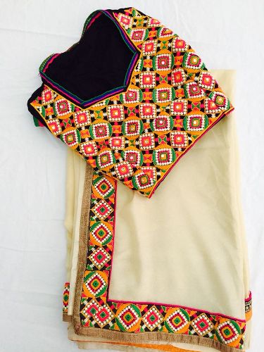 Gujarati Tarzı Bluz