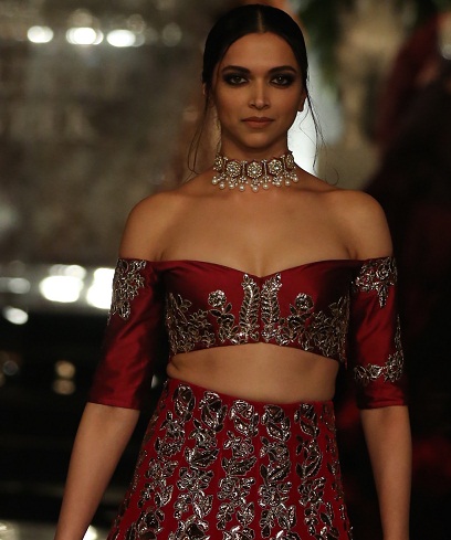 Düşük Omuz Lehenga Bluz Modelleri