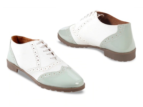 Oficialūs balti moteriški batai