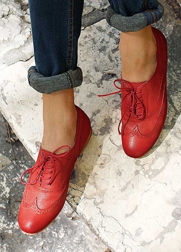 Klasik Kırmızı Bayan Brogues Ayakkabı