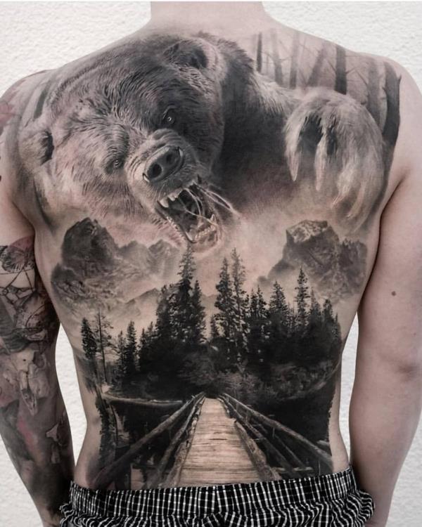 Τρισδιάστατα τατουάζ πίσω δάσος αρκούδων