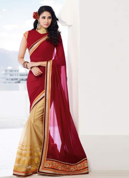 30 „Golden Cream Super-Net“ ir tamsiai raudonos spalvos Georgette Pallu Half-Half Saree