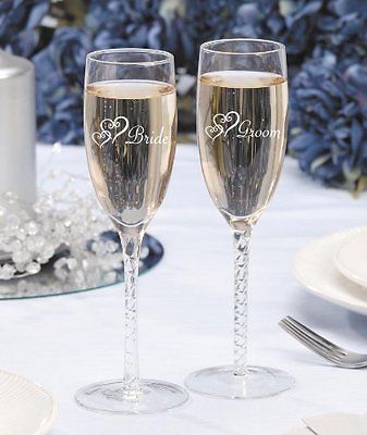 şampanya-bardakları-evlilik-yıldönümü-hediyeleri-ebeveynler için