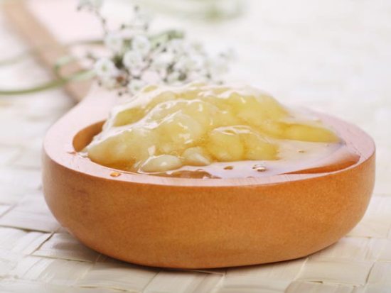 Bananų kremo kaukė plaukams