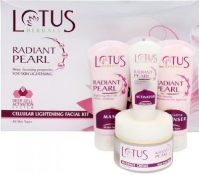 Lotus Herbals Radiant Platin Hücresel Yaşlanma Karşıtı Yüz Kiti