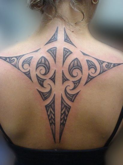 Geometrinis genčių tatuiruotės modelis