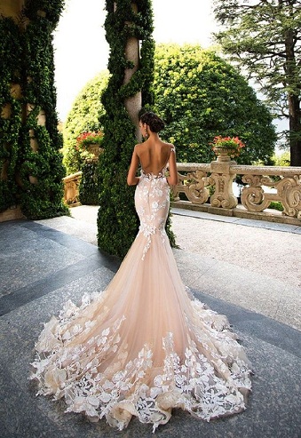 „Fishtail“ vestuvinė suknelė