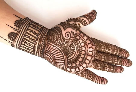 Naujausi „Mehndi“ dizainai vestuvėms