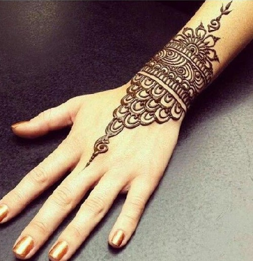 Riešo Mehndi dizainas