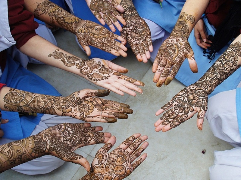 Indijos stiliaus Mehndi dizainas