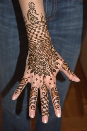 Povas Hand Mehndi dizainas