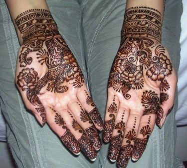 Pasienio Mehndi modeliai rankoms