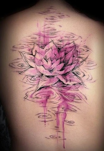 „Lotus“ tvenkinio tatuiruotės dizainas