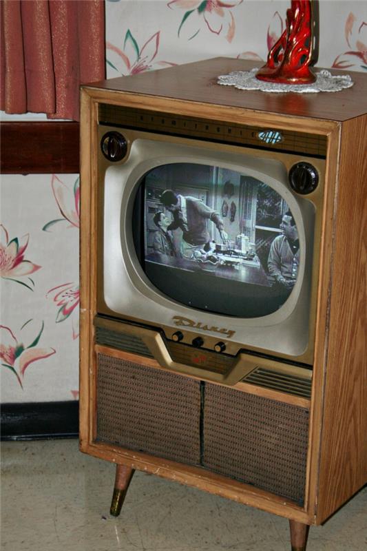 Ρετρό τηλεόραση επίπλων της δεκαετίας του 1950