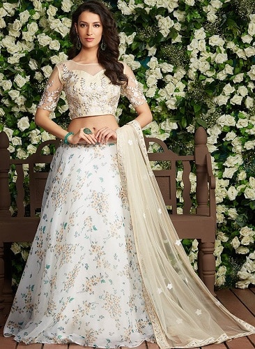 Beyaz Lehenga