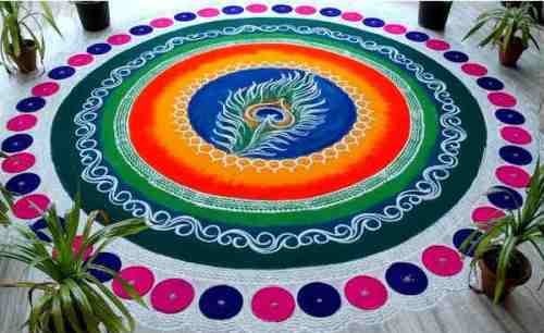 Apskrito rangoli dizainas